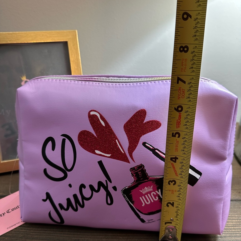 Juicy Couture Lilac Cosmetic Bag with metallic rainbow colored zipper. NWT - Picture 8 of 12